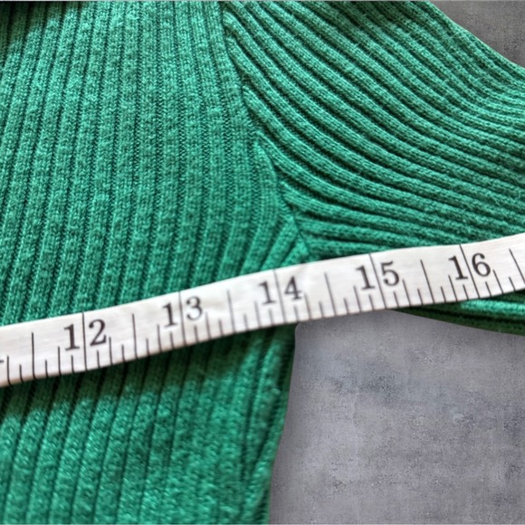 Hollister Ribbed Cropped Y2K Sweater XXS Green V-Neck Long Sleeve Fitted Chic - Picture 8 of 11